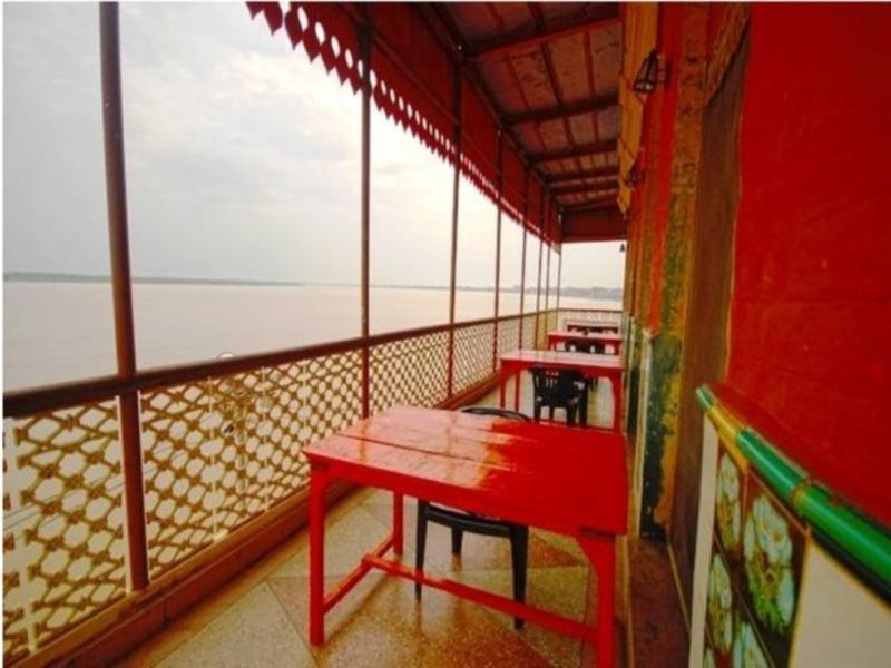 ורנאסי Ganpati Guest House מראה חיצוני תמונה